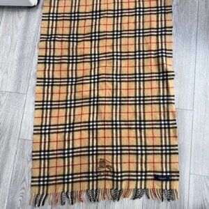 Authentic Burberry Nova Check Scarf/shoulder throw 24" x 36"
